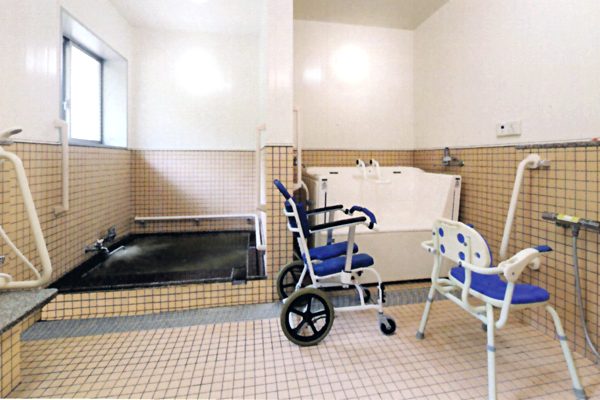 山田デイサービスセンターやすらぎの里　浴室